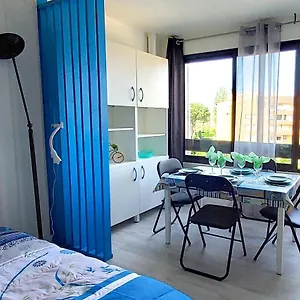 Hypercentre 27 M Avec Wifi Et Piscine Partagée Fréjus